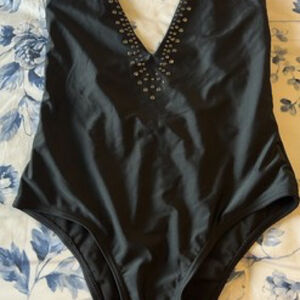 SOUTH BEACH WOMEN'S SWIMSUIT ONE PIECE BLACK SIZE 2 NWT